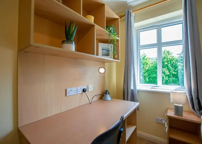 度假居 93 - Roomy Townhouse By Shortstays *